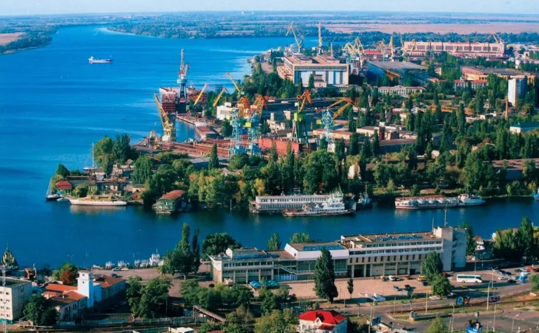 В Херсоне фирме без тендера отдали 3 млн гривен на ремонт укрытия